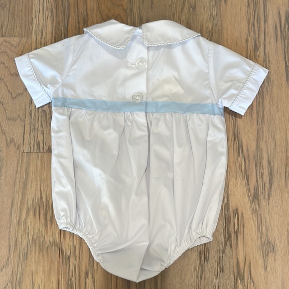 Beaufort bonnet Company white bubble - Picture 2 of 3